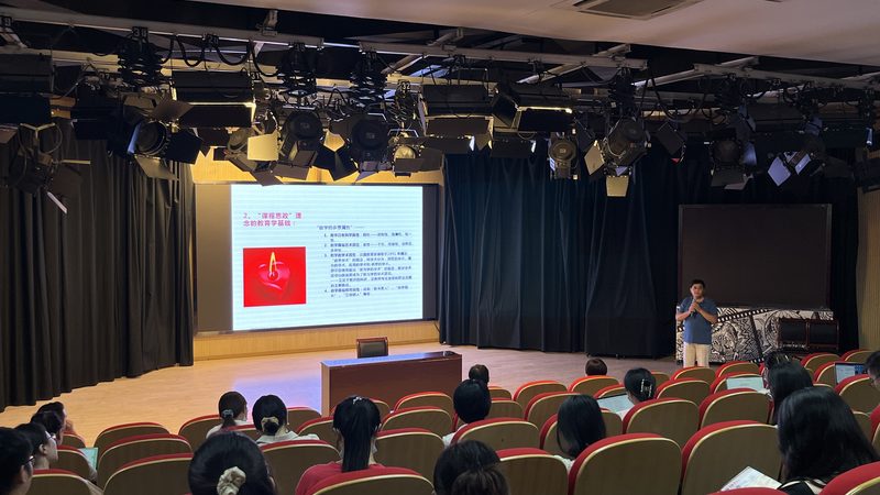 美妆直播间代运营，如何科学评估收费标准？**